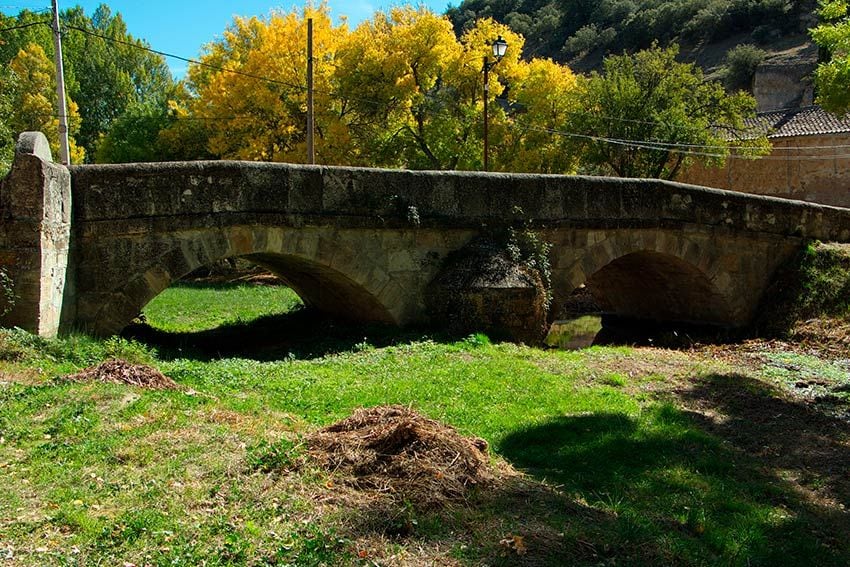 La-Cabrera-puente
