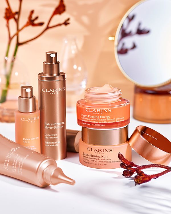 Nuevo tratamiento facial para tu rutina antiedad de Clarins