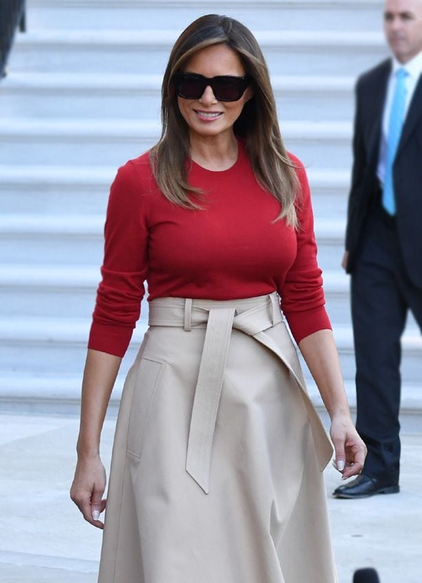 melania_rojo_1a