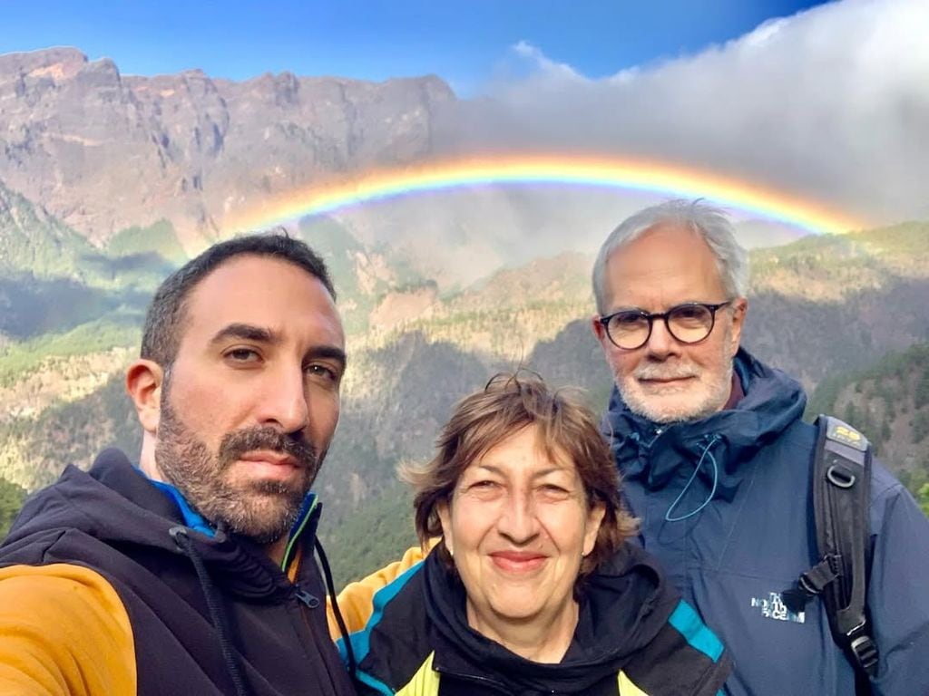 Los padres y el hermano de David Broncano