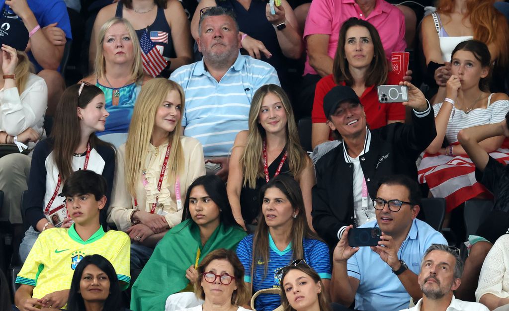 Nicole Kidman y Keith Urban con sus hijas