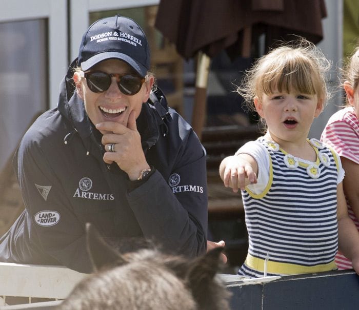 Zara Phillips y Mike Tindall esperando su segundo hijo