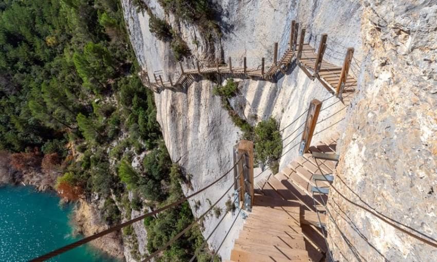 Espectaculares pasarelas de Montfalcó para alargar la experiencia en Mont-rebei.