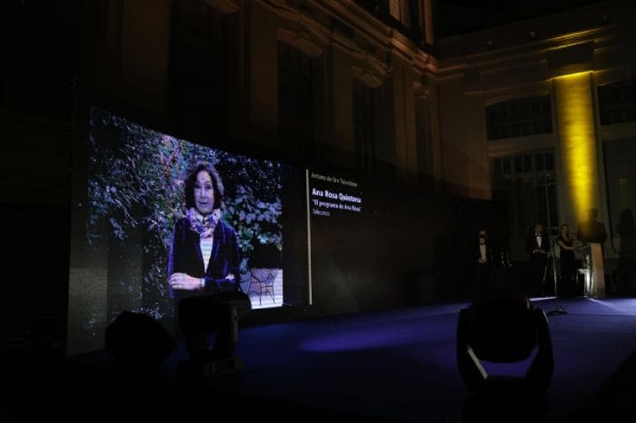 Ana Rosa Quintana recibe el premio Antena de oro 