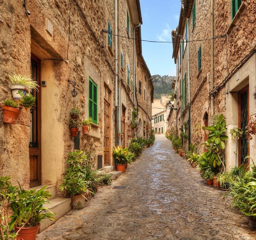 Valldemossa, uno de los pueblos de la sierra de Tramuntana, Mallorca