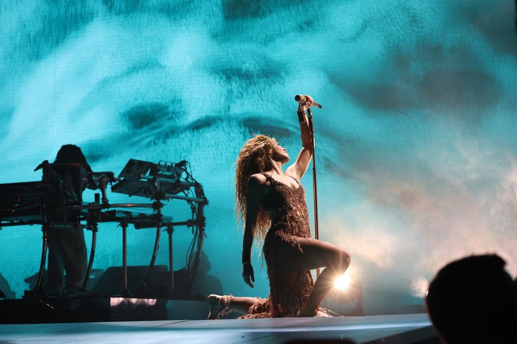 Shakira lleva al éxtasis al público en Río de Janeiro en el primer concierto de su gira