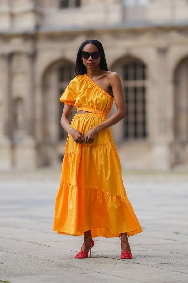 vestido amarillo