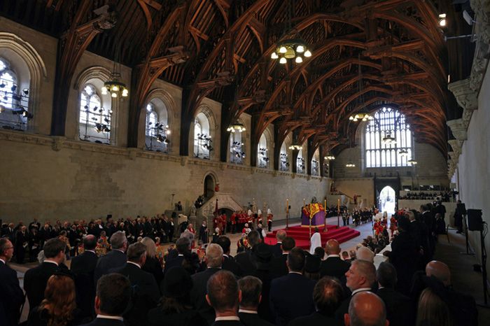 westminster hall cortejo fúnebre de Isabel II