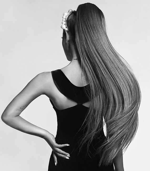 ariana-grande-givenchy-audrey-hepburn-1z