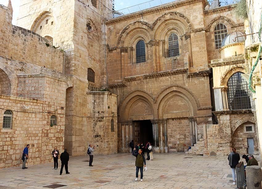 Acceso principal al Santo Sepulcro de Jerusalén