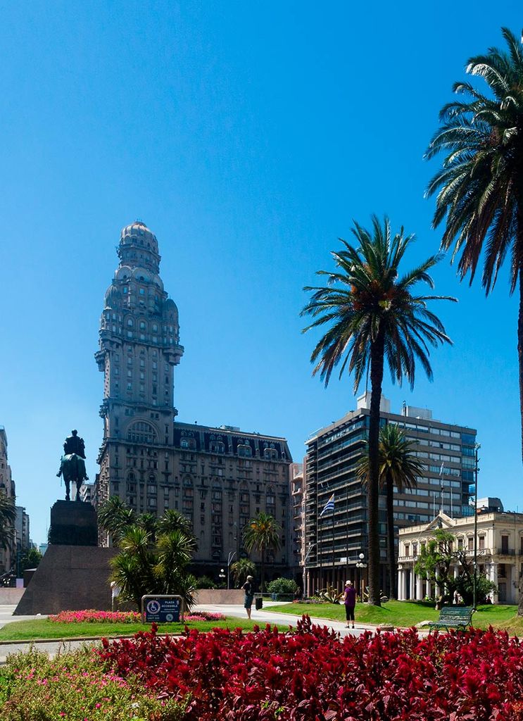 Plaza de la independencia, Montevideo 