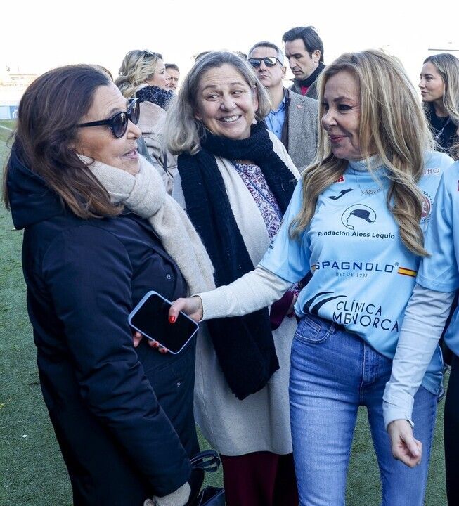 Ana Obregón con sus hermanas, Celia y Amalia.