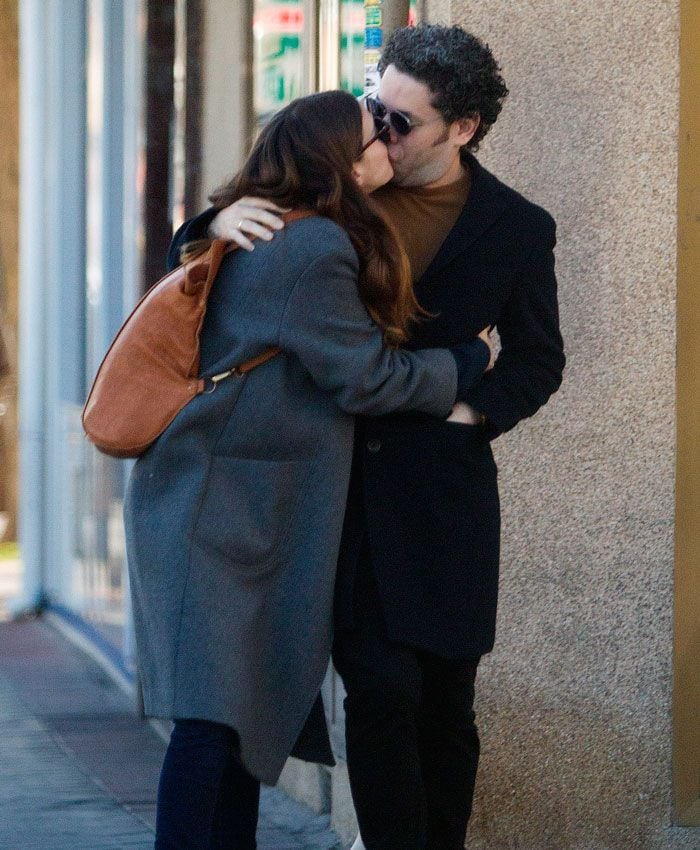 maria valverde gustavo dudamel beso