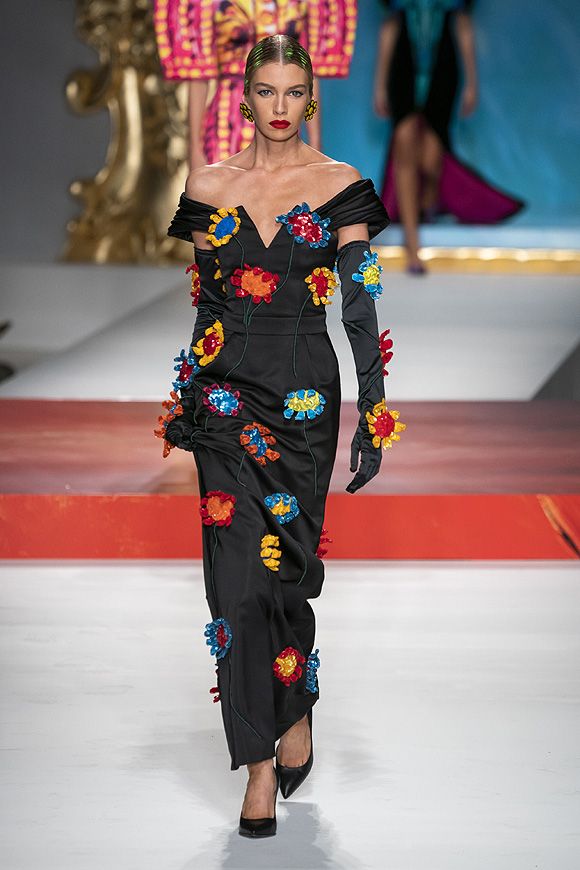 moschino03820190924