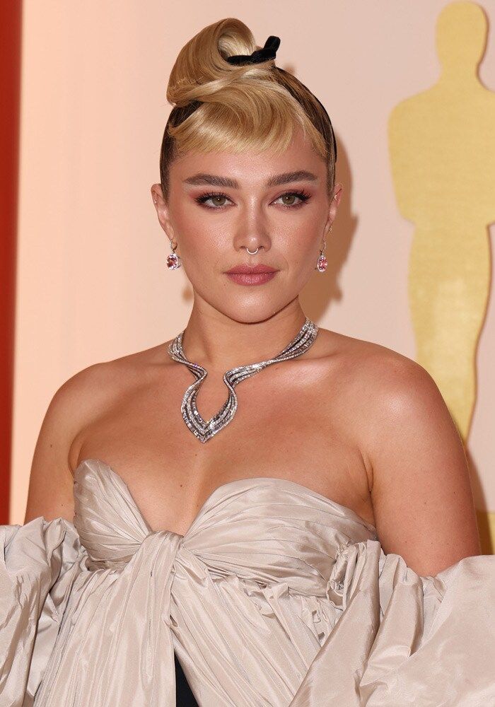 Florence Pugh a  a