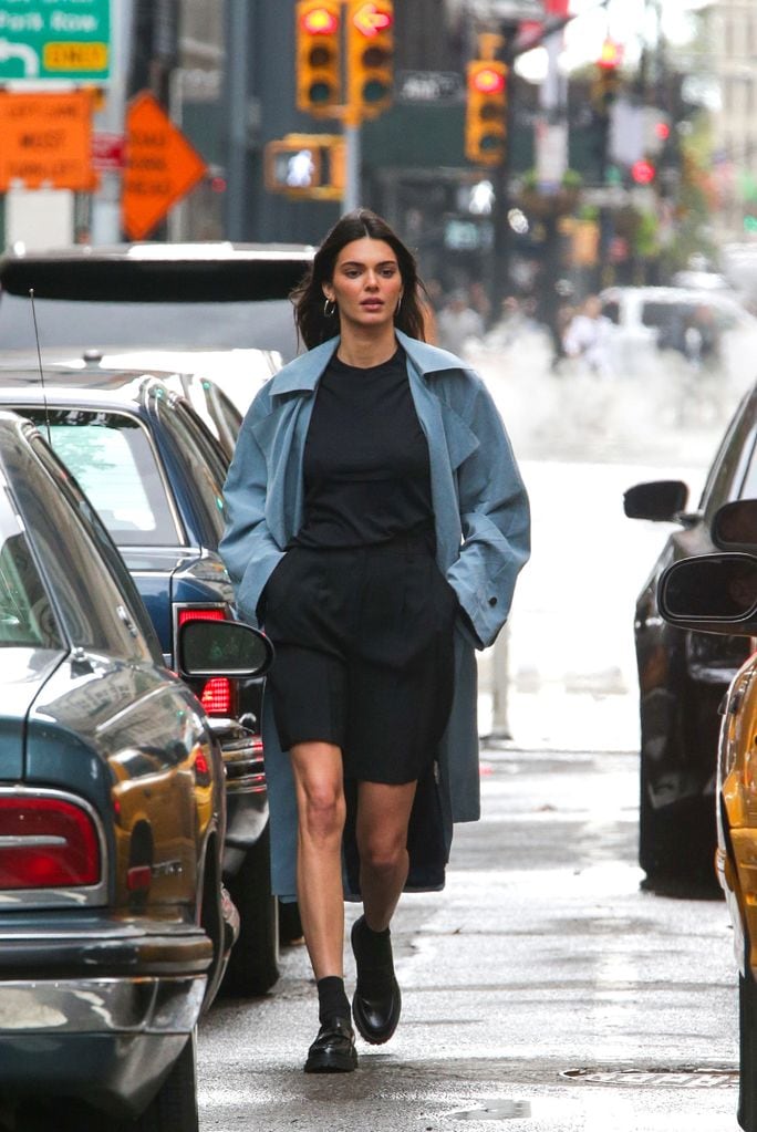 Kendal Jenner con bermudas 