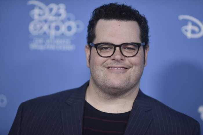 Josh Gad