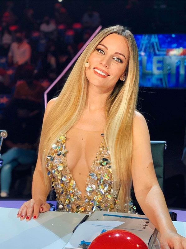 Edurne viste un diseño de pedrería con escote pico para a segunda semifinal de Got Talent