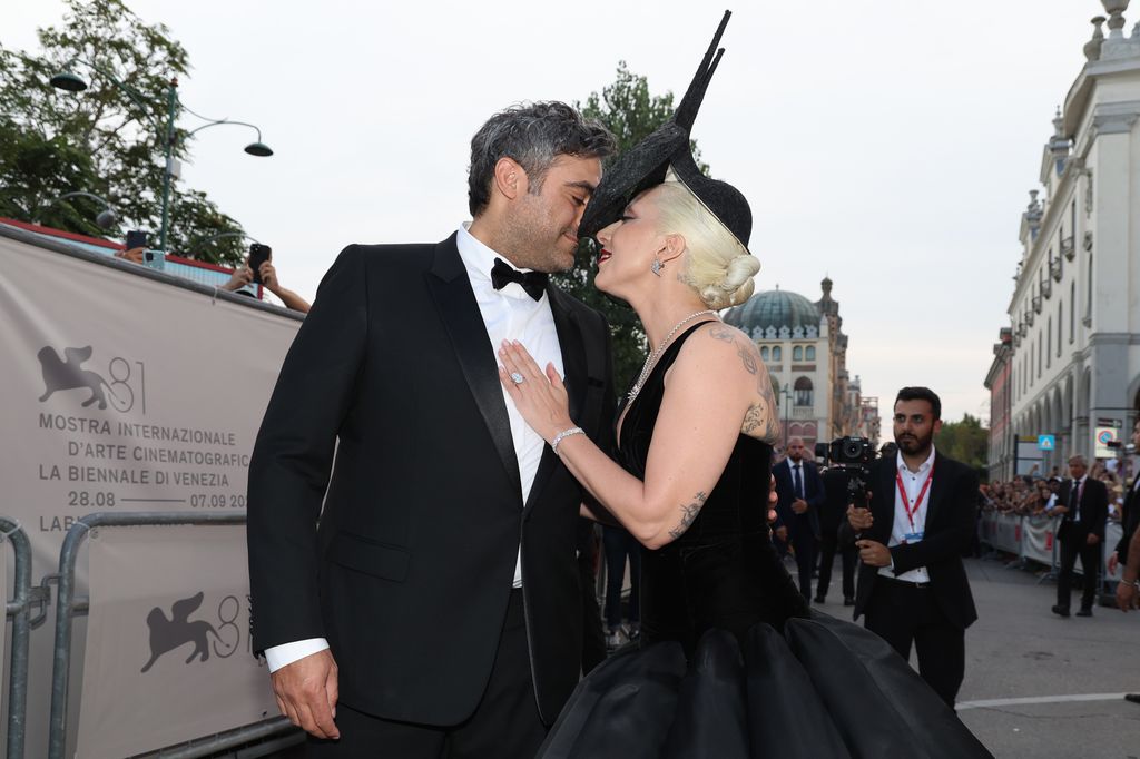 Lady Gaga y Michael Polansky en el estreno de Joker: Folie a Deux en el festival de cine de Venecia, septiembre de 2024