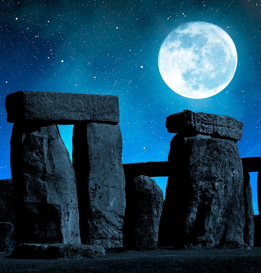 stonehenge noche