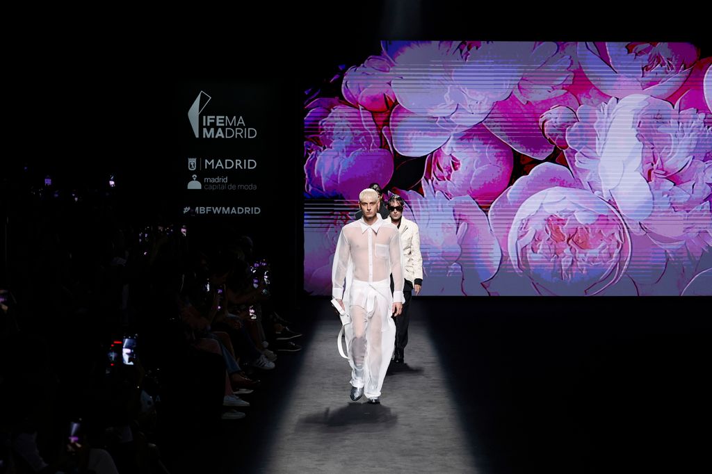 Mercedes-Benz Fashion Week Madrid: Acromatyx Primavera/Verano 2025.