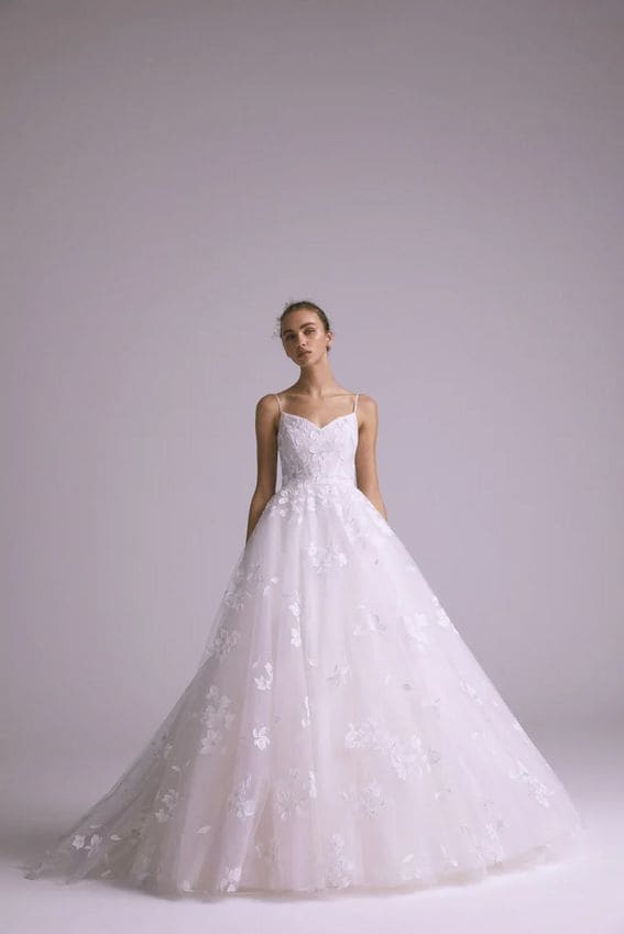 Amsale_Bridal_LUCA_M751_Tulle_HandPainted_Floral_SweetheartNeckline_CamisoleBodice_Ballgown_Front_750x.jpg