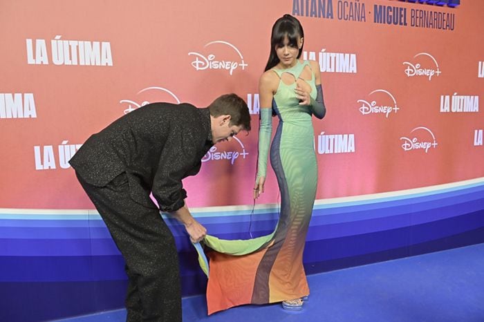 aitana miguel bernardeau premiere la última