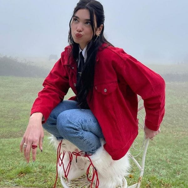 Dua Lipa botas