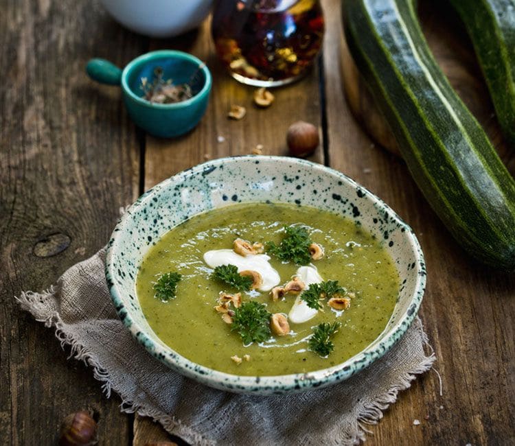 Crema de calabacín con queso de cabra