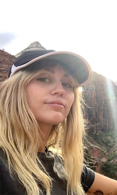 miley cyrus en el parque nacional zion