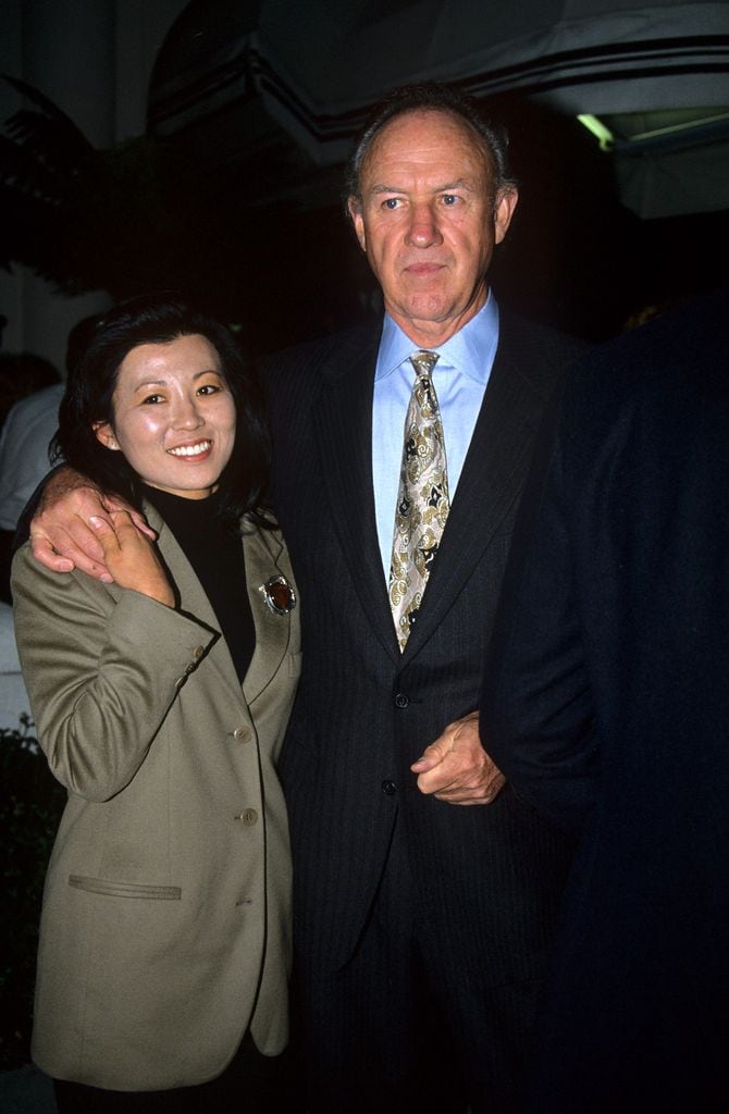  Gene Hackman y Betsy Arakawa