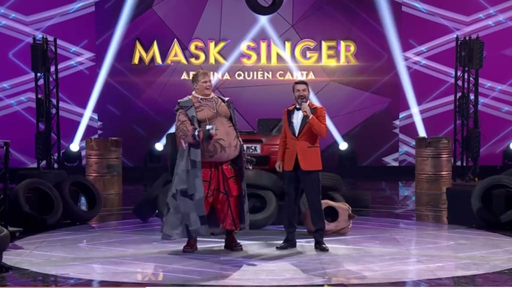 David Hasselhoff y Arturo Valls en Mask Singer