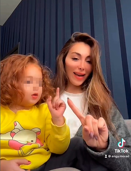 Angy Morad con su hija Mabella