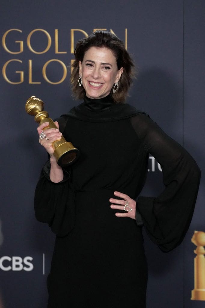 BEVERLY HILLS, CALIFORNIA - JANUARY 05: Fernanda Torres, winner of the Best Performance by a Female Actor in a Motion Picture - Drama award for "I'm Still Here," poses in the press room at the 82nd Annual Golden Globe Awards at The Beverly Hilton on January 05, 2025 in Beverly Hills, California.  (Photo by Jeff Kravitz/FilmMagic)