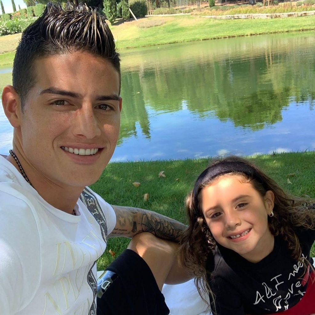 james rodr guez y sus hijos salom y samuel