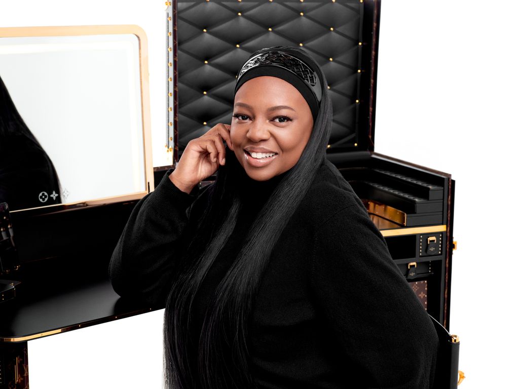 Dame Pat McGrath, DPM,  Directora Creativa de la división de cosmética de Louis Vuitton