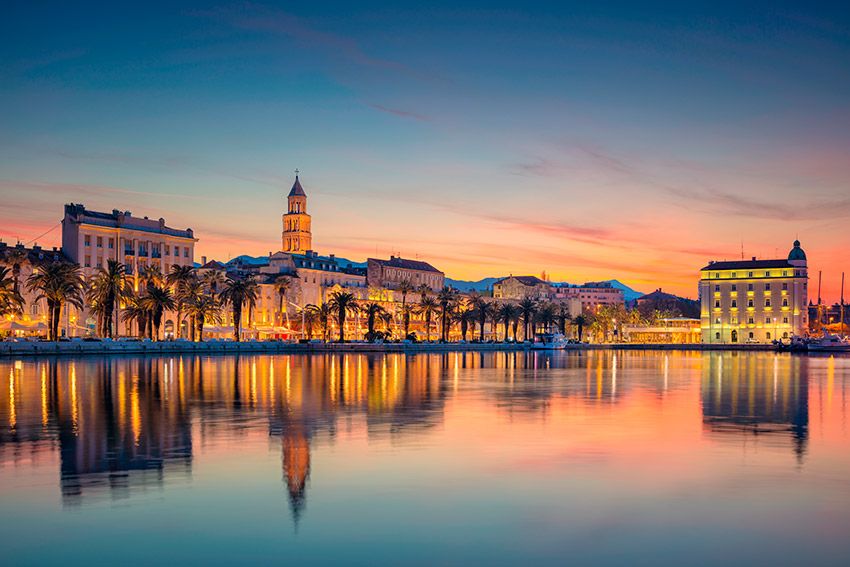 Panorámica de la ciudad costera de Split en Croacia