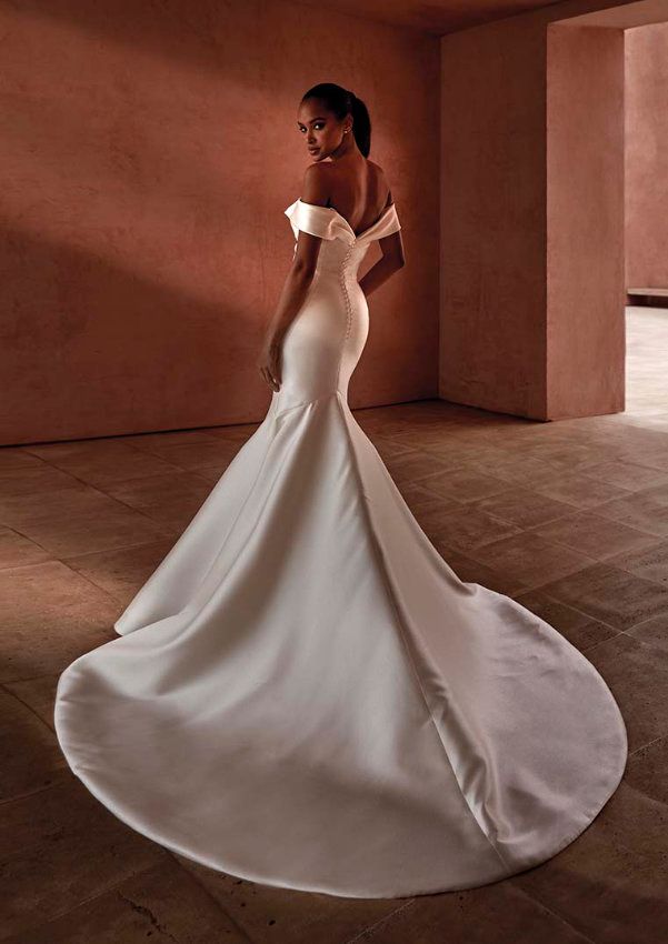 pronovias 18