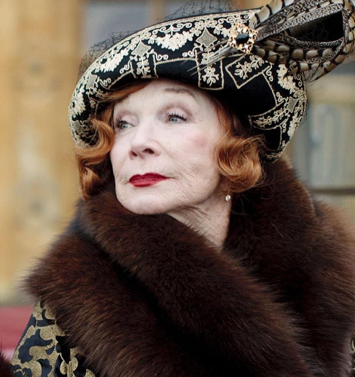 Shirley MacLaine entra como incorporación al elenco de la serie