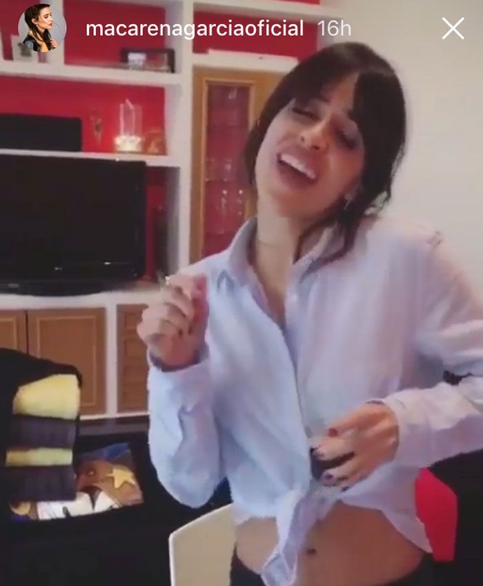 Macarena García imitando a Camila Cabello en Instagram