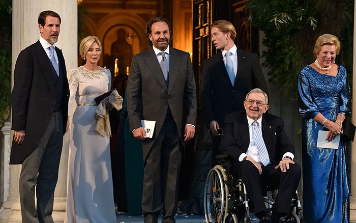 Pablo de Grecia con su padre Constantino 