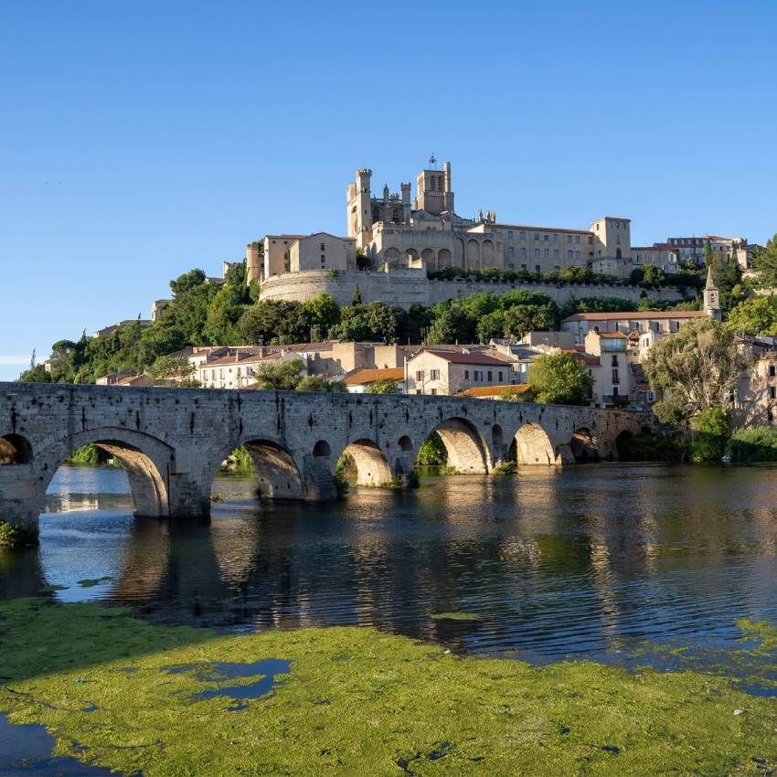 panoramica de la ciudad de narbona francia