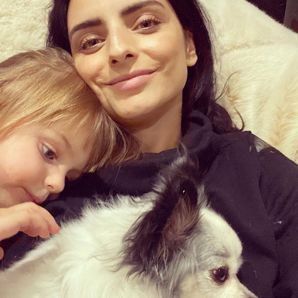 aislinn derbez y su hija kailani