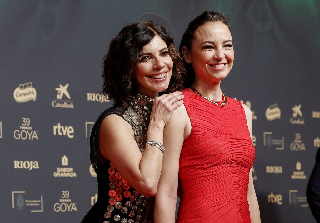 Maribel Verdú y Leonor Watling en la alfombra roja de los Premios Gota 2025.