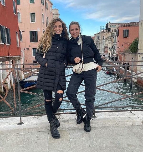 Elsa Pataky con botas militares