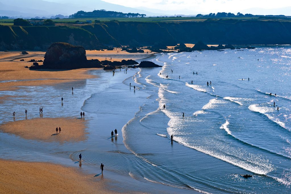 Playa de Penarronda, en Figueras, Asturias