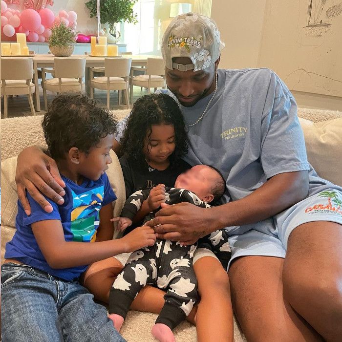 Tristan Thompson y sus hijos