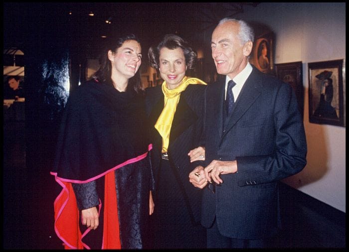 Françoise Bettencourt, junto a sus padres Liliane y Andre