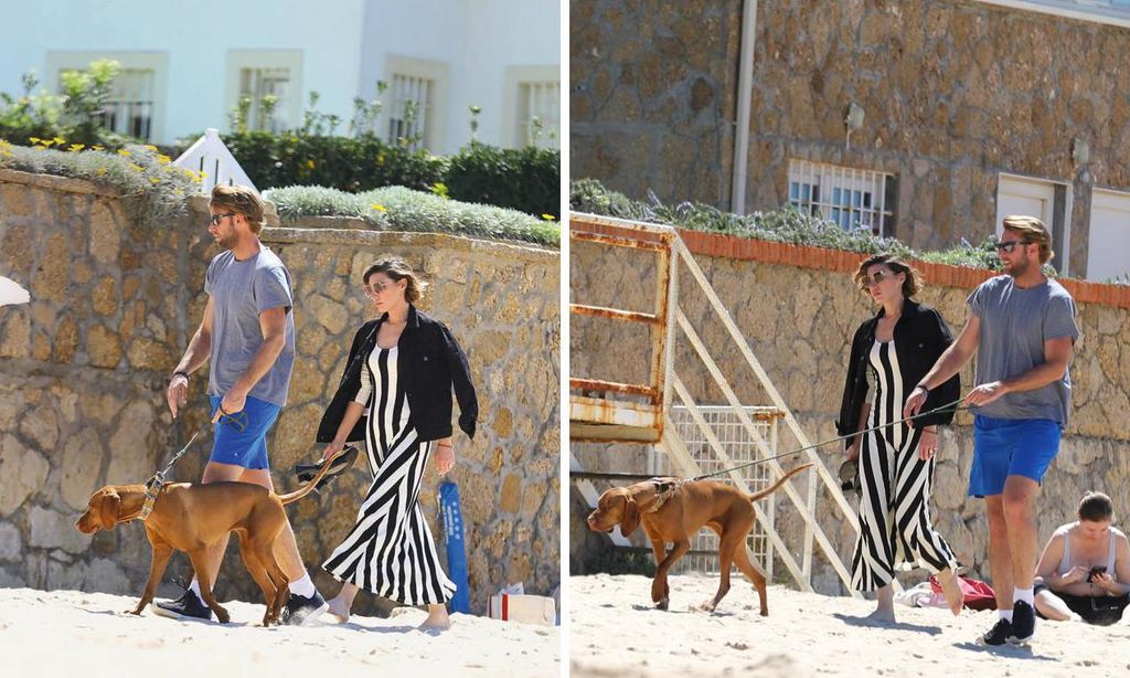 
Sobre estas líneas, Eugenia Osborne y Juan Melgarejo —que iba con su perro— quedaron en una playa gaditana durante sus vacaciones de Semana Santa.
