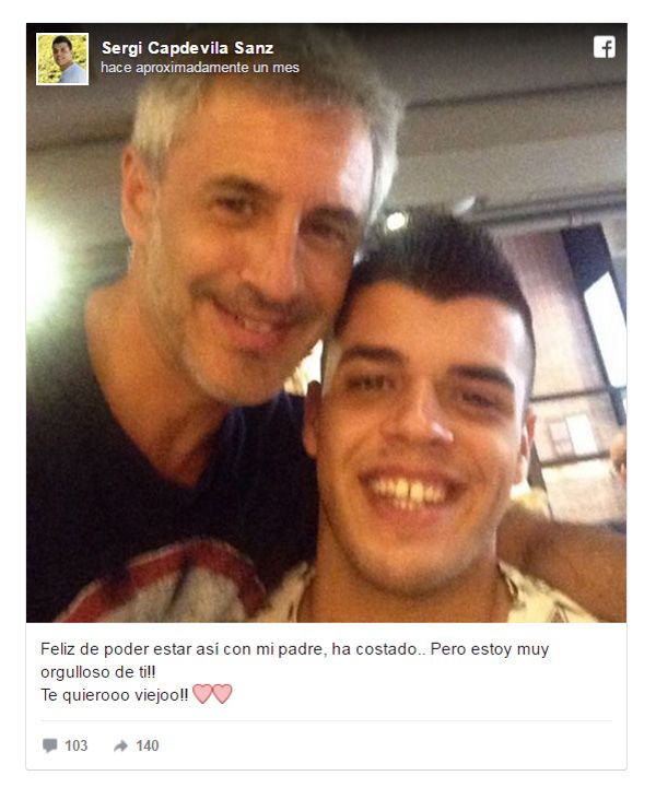 El pasado mes de agosto celebraron juntos el 21 cumpleaños de Sergi, un momento que inmortalizaron en las redes sociales con esta foto y el siguiente mensaje: "Feliz de poder estar así con mi padre, ha costado... pero estoy muy orgulloso de ti. ¡Te quiero viejo!"
